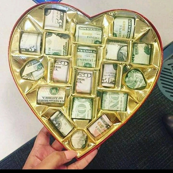 Meet your Posher, Karen - Picture 1 of 1